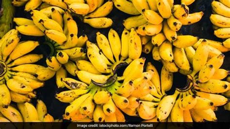 ever-heard-of-elaichi-bananas-the-desi-variety-that image