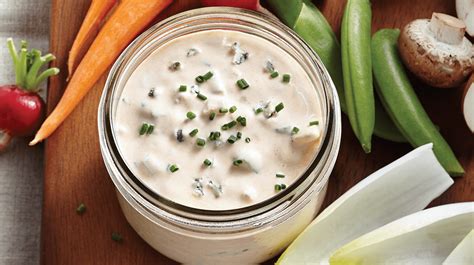 spicy-blue-cheese-dip-foodland image