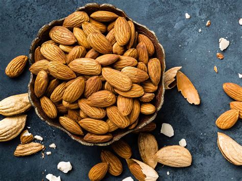 almonds-for-weight-loss-crunch-your-way-to-lower image