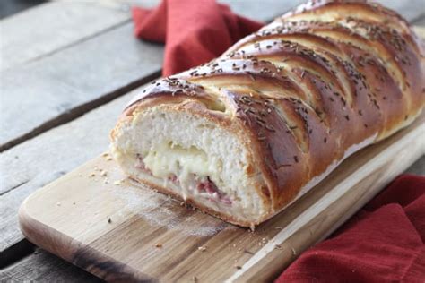 reuben-bread-recipe-food-fanatic image