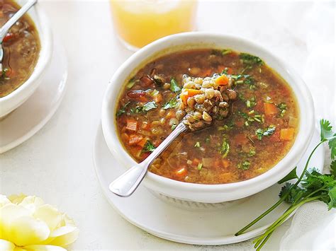 sopa-de-lentejas-mexican-lentil-soup-muy-delish image