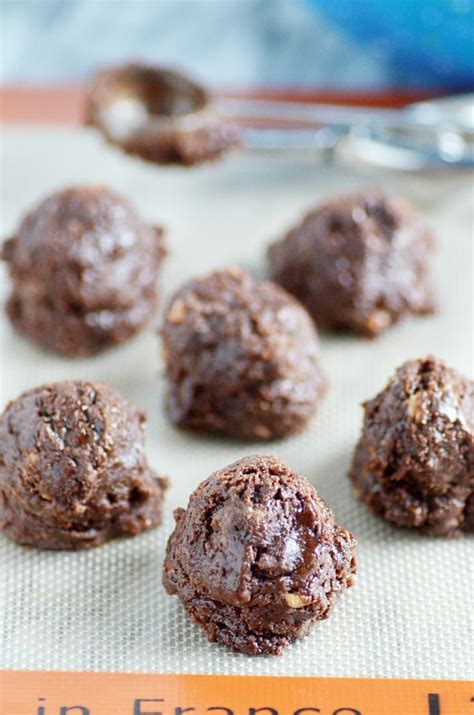 toffee-chunk-brownie-cookies-recipe-something image