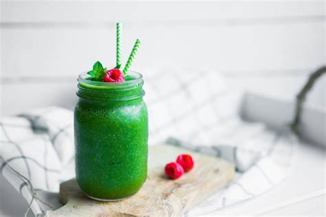 6-meal-replacement-green-smoothie-recipes-no-4-is image