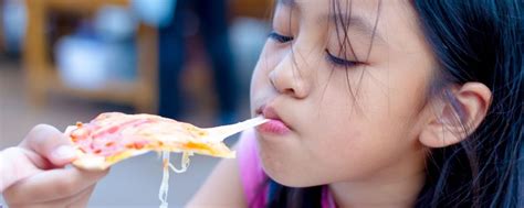 top-10-kids-favorite-foods-cater-tots image