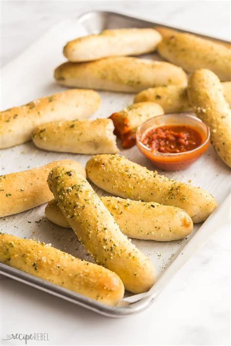 homemade-breadsticks-ready-in-1-hour-the image