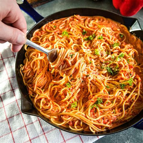 fast-and-easy-roasted-red-pepper-pasta-must-love-home image