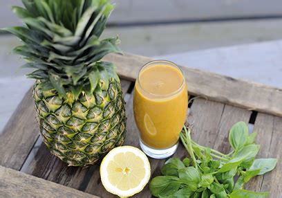 pineapple-smoothie-avogel image