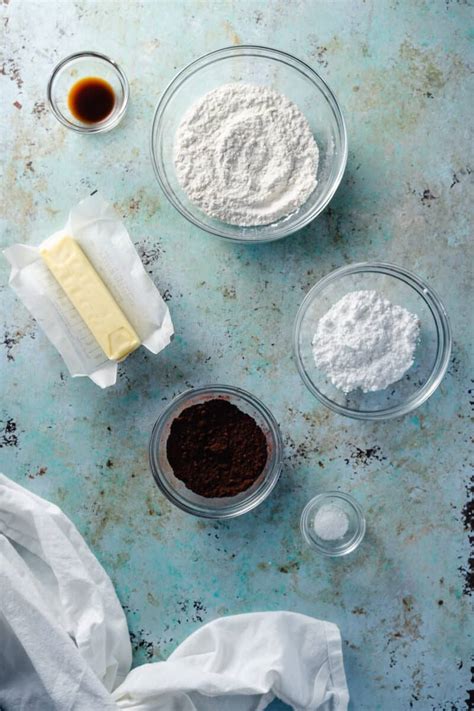 easy-chocolate-shortbread-tart-crust-blossom-to-stem image