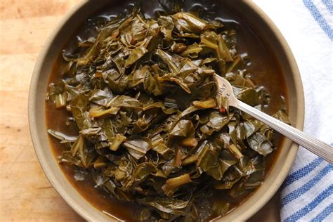 vegan-southern-style-collard-greens-the-hungry image