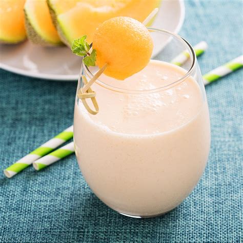 creamy-cantaloupe-smoothie-recipe-dairy-free image