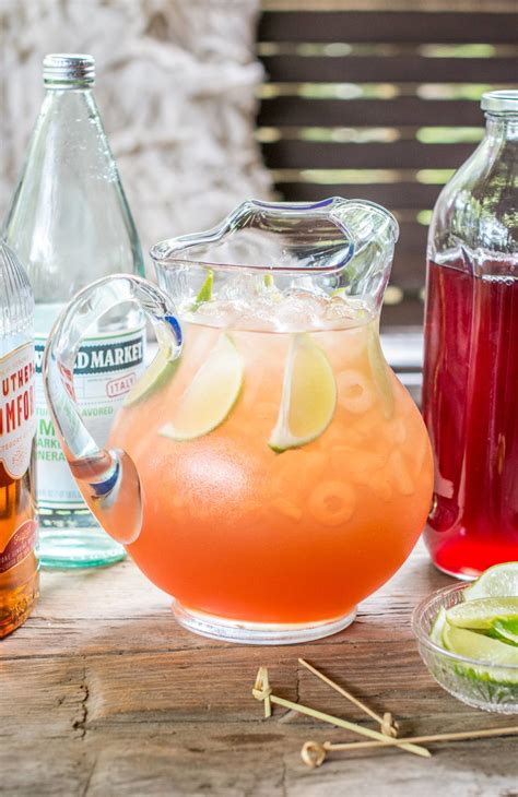 easy-to-make-southern-comfort-cocktail-the-scarlett image