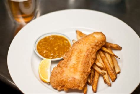fish-n-chips-with-curry-sauce-no image