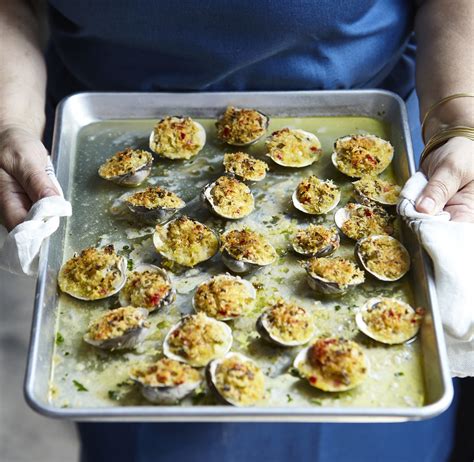 spicy-stuffed-clams-lidia image