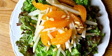 orange-and-jicama-salad-recipe-bodi-beachbody image