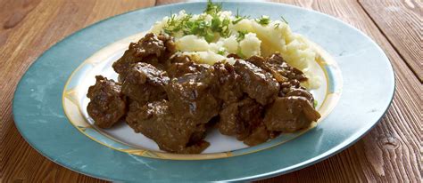 carbonnade-traditional-stew-from-flanders-belgium image