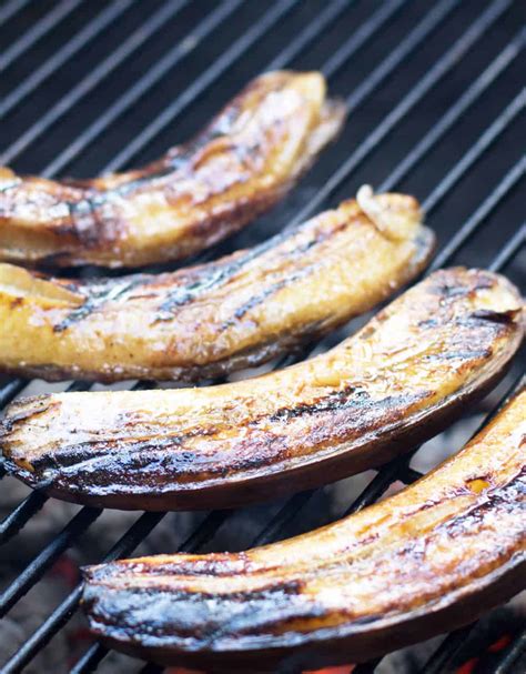 easy-rum-glazed-grilled-bananas-mother-would-know image