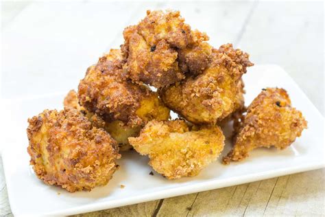 fried-cauliflower-recipe-easy-midwest-bar-food-or image