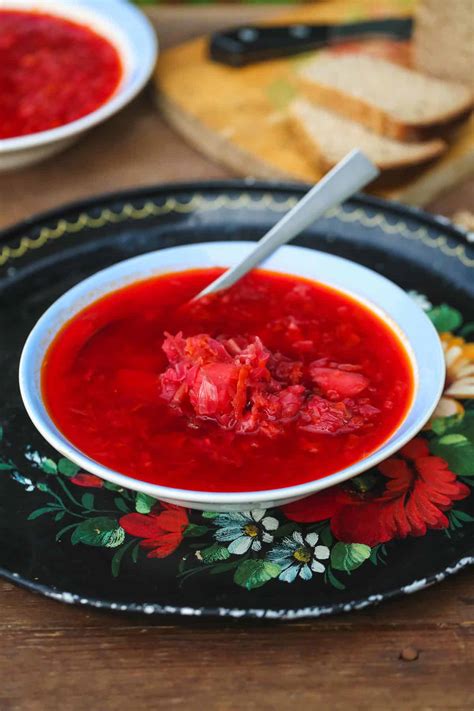 russian-red-borscht-soup-recipe-vegan-little-sunny image