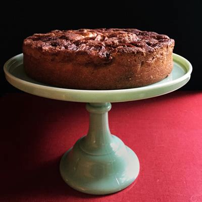 super-moist-apple-cake-recipe-leites-culinaria image