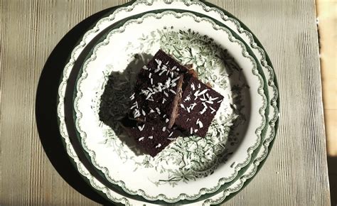 the-ultimate-black-bean-chocolate-cake-food image