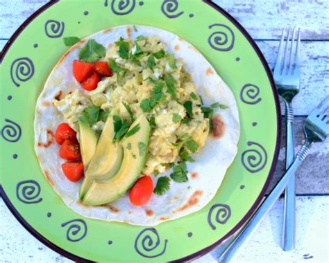 green-chile-scrambled-eggs-kitchen-parade image