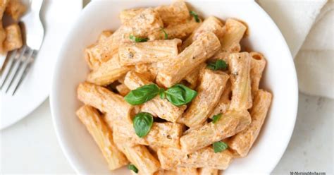 red-pesto-pasta-recipe-15-minutes-so-creamy image