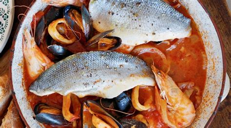 seabass-seafood-one-pot-annabel-grace image