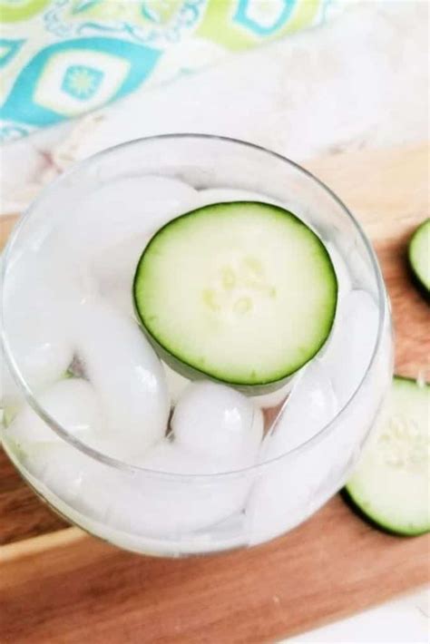 cucumber-melon-vodka-cooler-champagne-and image