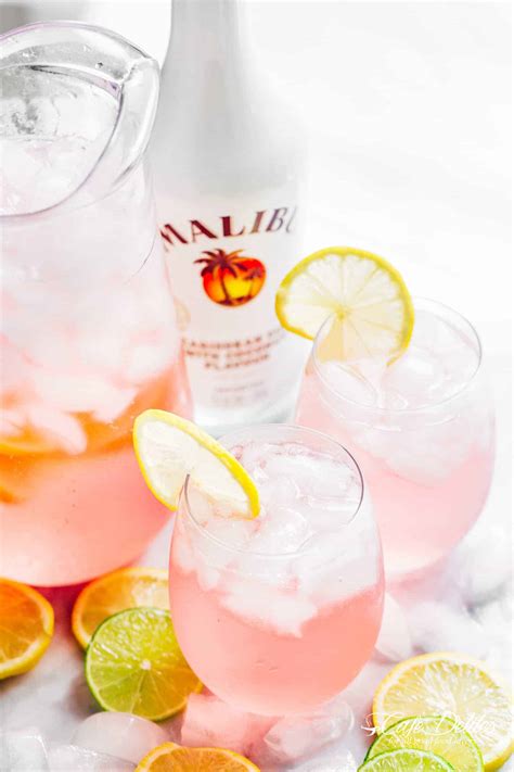 pink-vodka-lemonade-cocktail-cafe-delites image