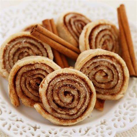 3-ingredient-cinnamon-sugar-pie-crust-cookies-the image