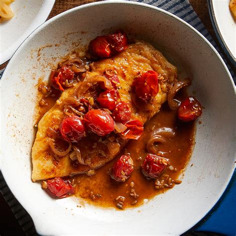chicken-with-tomato-balsamic-pan-sauce-recipe-eatingwell image