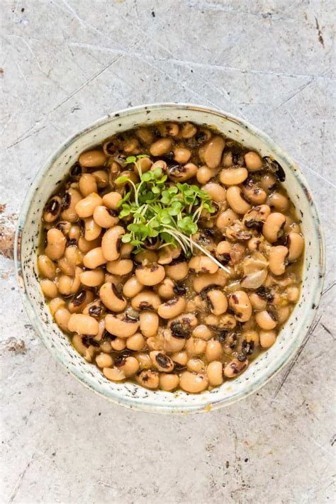 how-to-cook-black-eyed-beans-recipes-from-a-pantry image