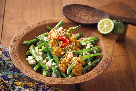 balinese-green-bean-salad-asian-inspirations image
