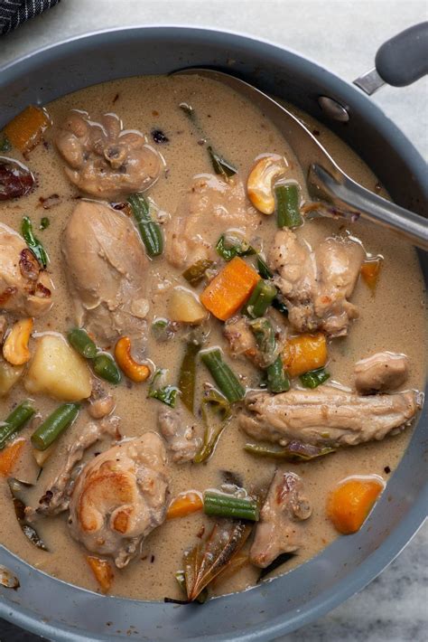 kerala-chicken-stew-the-flavours-of-kitchen image
