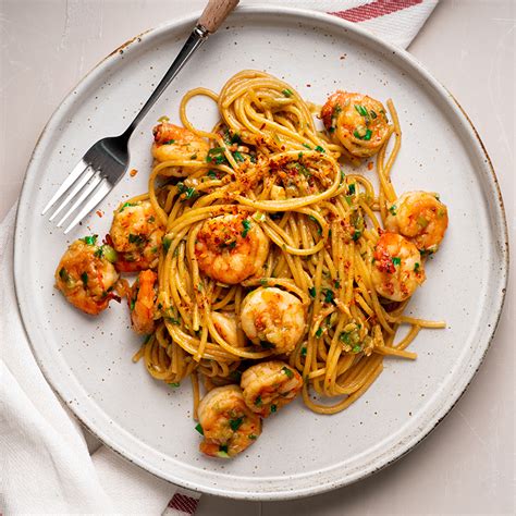 garlic-prawn-spaghetti-marions-kitchen image