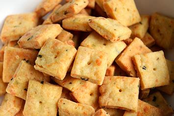 how-to-make-addictive-rosemary-cheese-crackers image