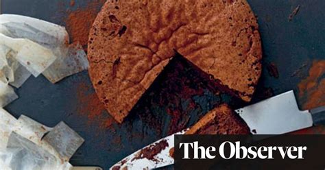 easy-weekend-recipe-chocolate-and-cognac-cake-cake image
