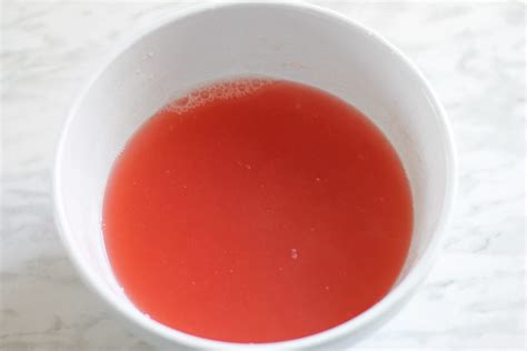 delicious-homemade-rhubarb-lemonade-recipe-the image