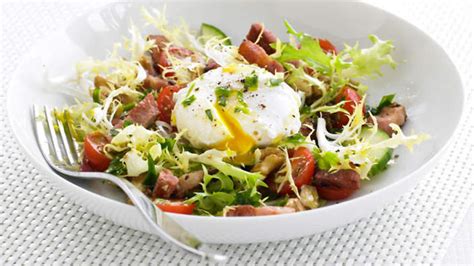 salade-lyonnaise-recipe-sbs-food image