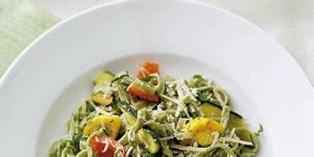 a-light-summer-pasta-spinach-fettuccine-with-yogurt image