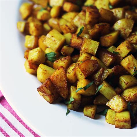 the-best-curried-potatoes-recipe-just-5-ingredients-good image