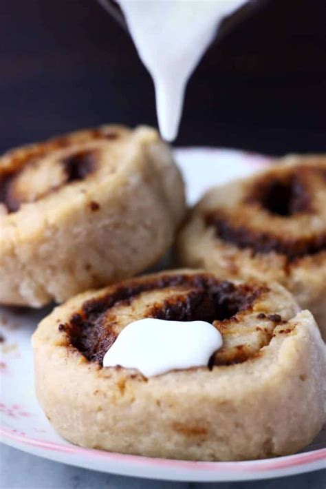 gluten-free-vegan-cinnamon-rolls-rhians image
