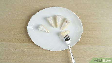 4-ways-to-eat-brie-wikihow image