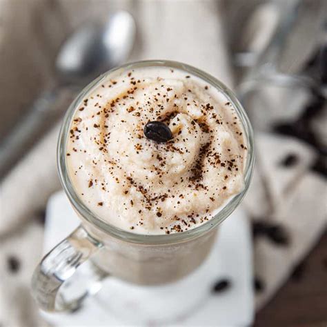 frozen-irish-coffee-basil-and-bubbly image