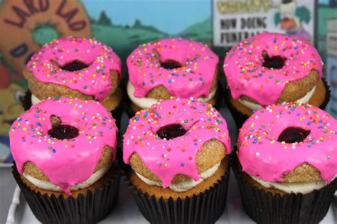 jelly-donut-cupcakes-mycupcakeaddictionblogcom image