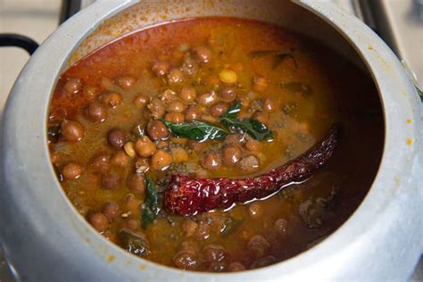 kadala-curry-recipe-step-by-step-video-kerala image