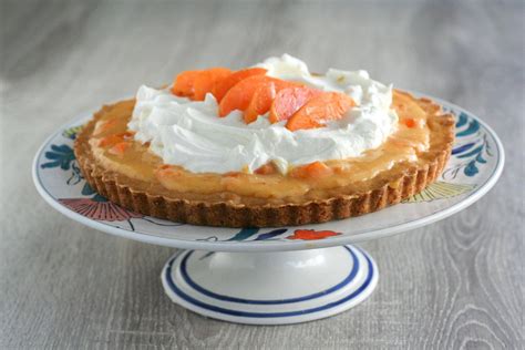 recipe-apricot-curd-tart-the-globe-and-mail image