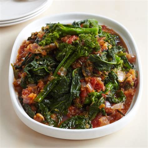 stewed-broccoli-rabe-with-spicy-tomato-sauce image
