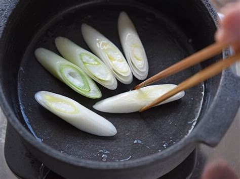 sukiyaki-すき焼き-history-recipe-and-info-of-it image