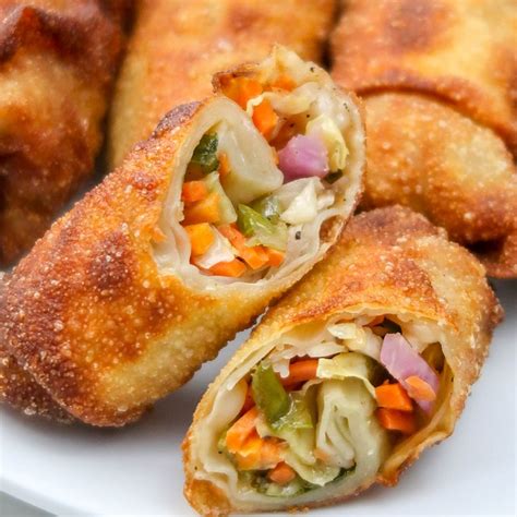 spring-rolls-with-sweet-spicy-dipping-sauce-life image